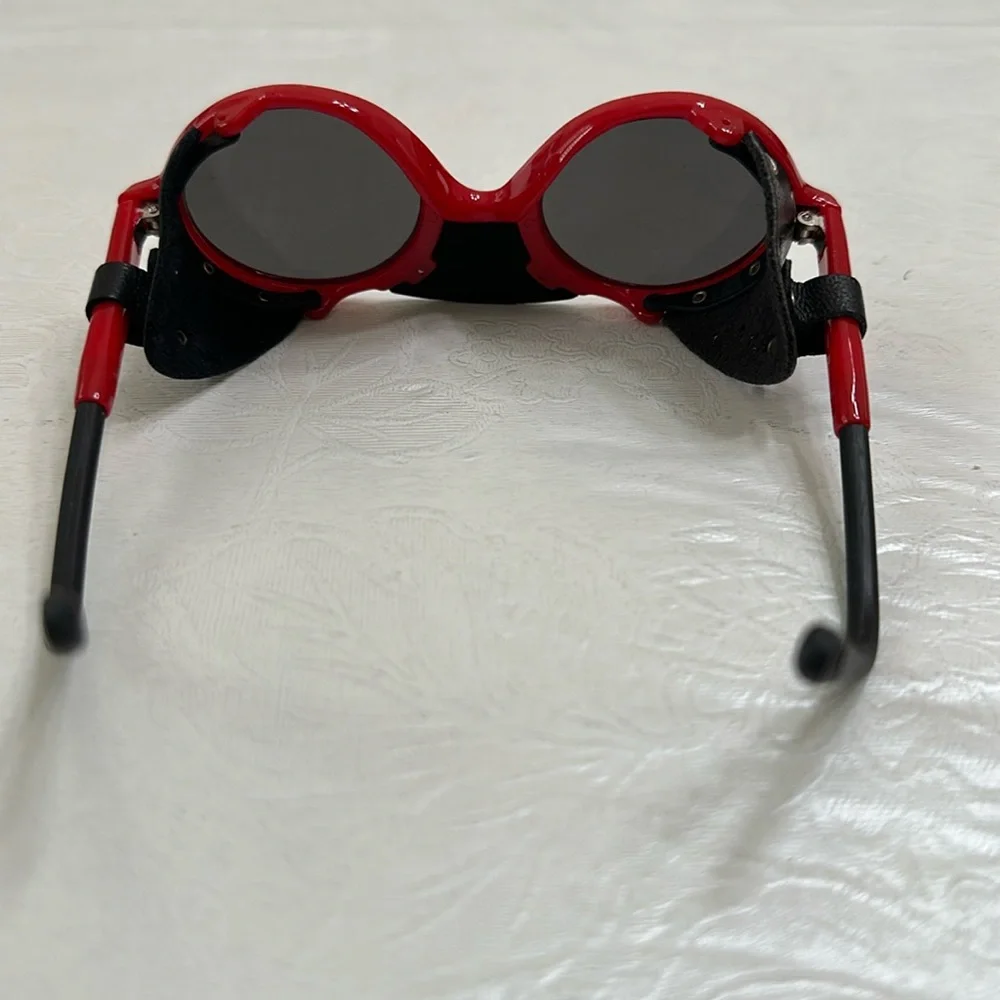 Carrera Sunglasses - ROUND w/ Side Cover - Red